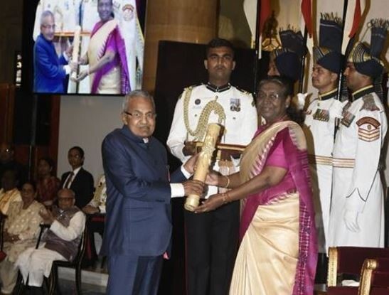 President of India honours Dr Sitaram Jindal with Padma Bhushan for his outstanding philanthropy & healthcare initiatives