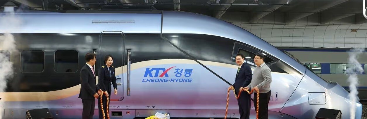 Korail launches high-speed train KTX-Cheongryong with lightweight aluminium body 