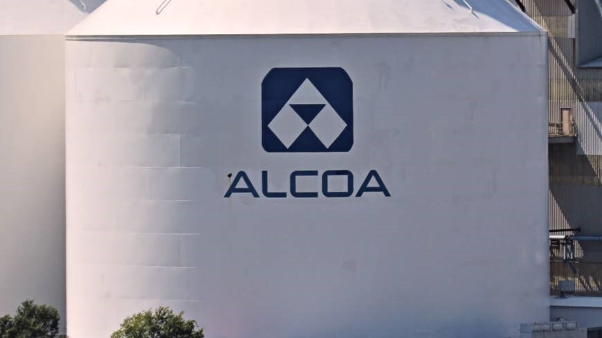 Alcoa acquisition of Alumina