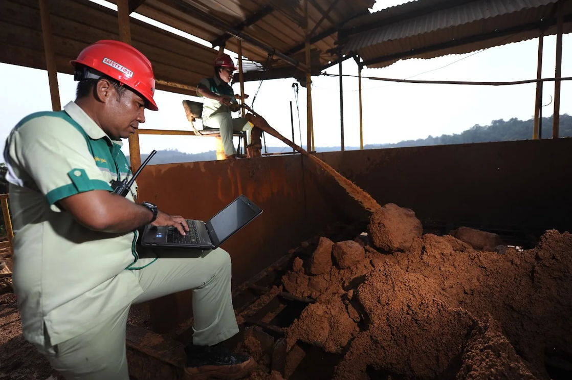 Indonesian government in talks to ease the severity of bauxite export ban