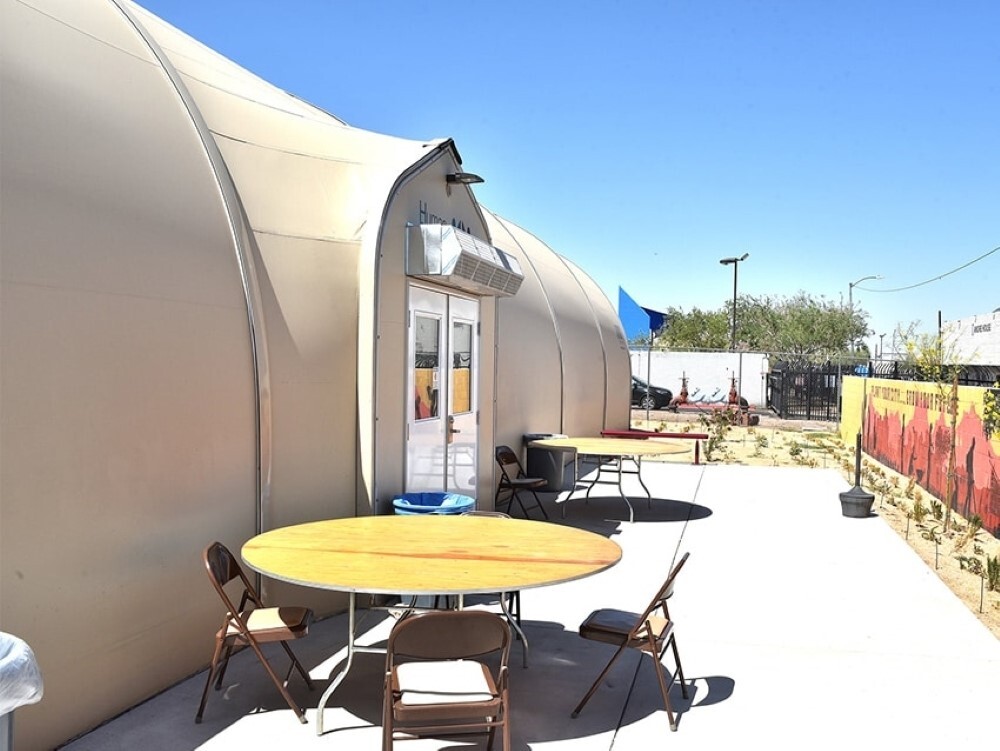 Sprung Structures unveils new aluminium shelter for homeless in Phoenix