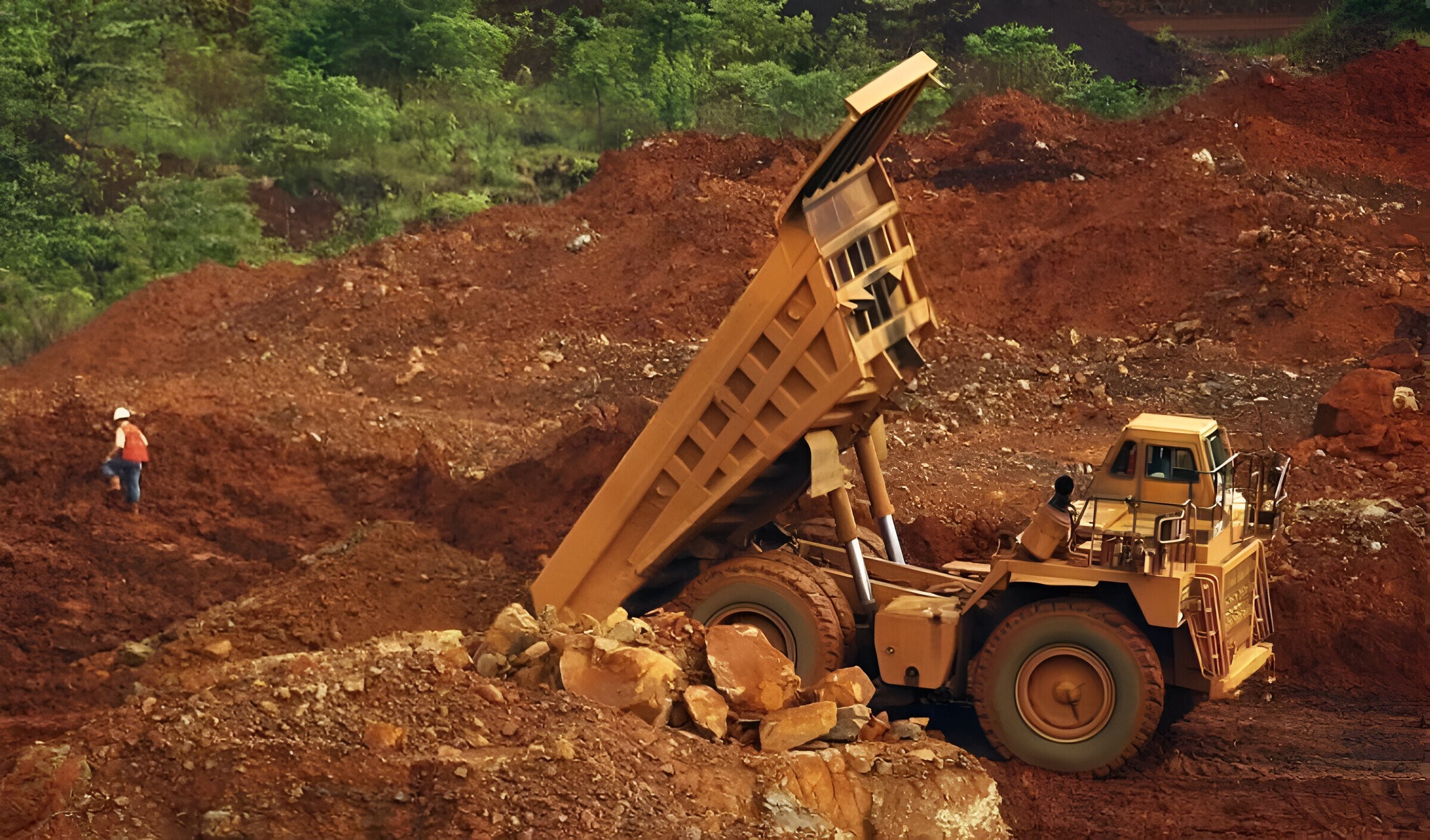 Advertisement of mining benefits in dailies causes stir: Vedanta linked to the endeavour?