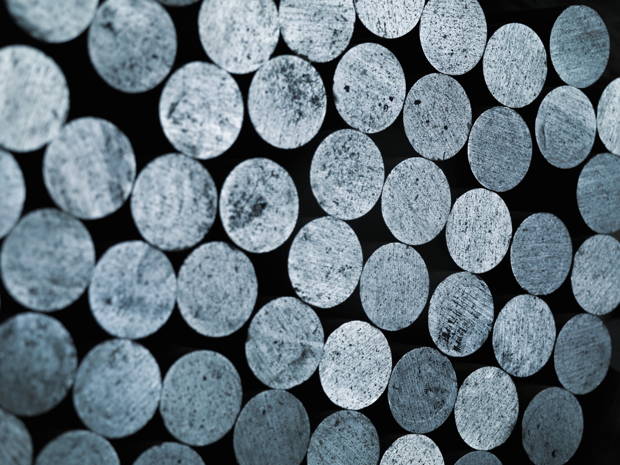 Aluminium prices sink below $2,400 amid US-China tariff clash