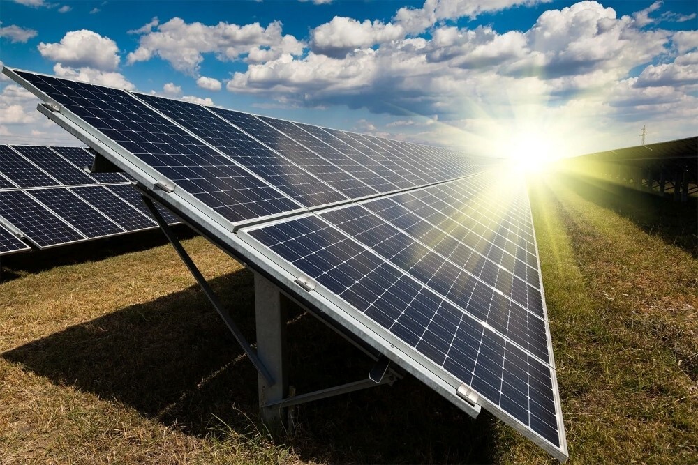 India’s solar sector expected to rebound with key investments despite early 2025 slowdown 