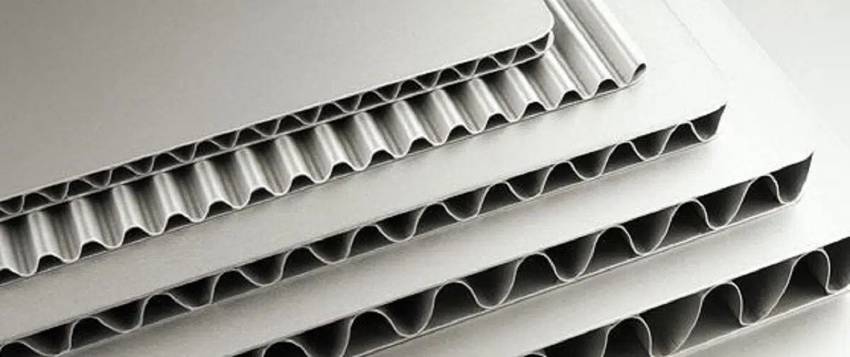 https://www.alcircle.com/api/media/1749682072.91766_Aluminum-Corrugated-Composite-Panel_0_0.jpg