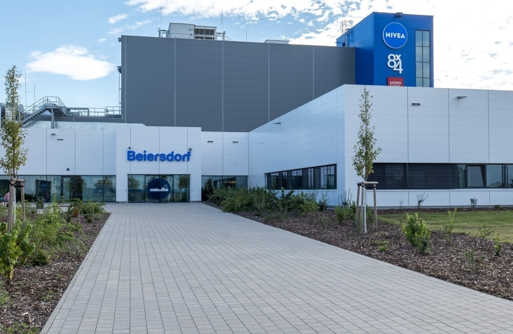Beiersdorf expands its facility in Poznań, adding six new fully automated production lines and microbiology lab