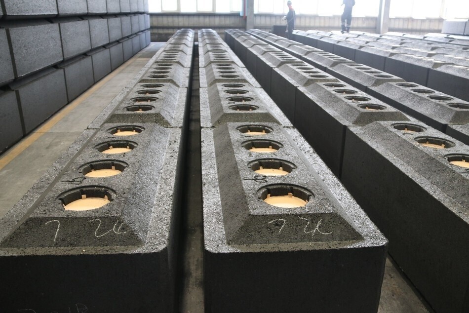 Demand resilience stands out amidst dual decline in production; prebaked anode supply may rebound slightly in July