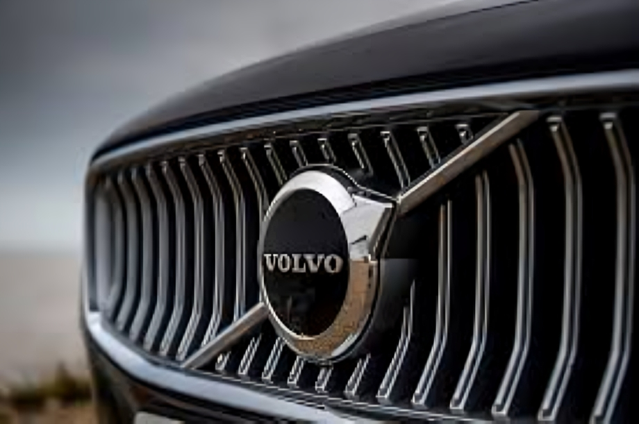 Volvo faces $1B hit from EU-US auto trade row,