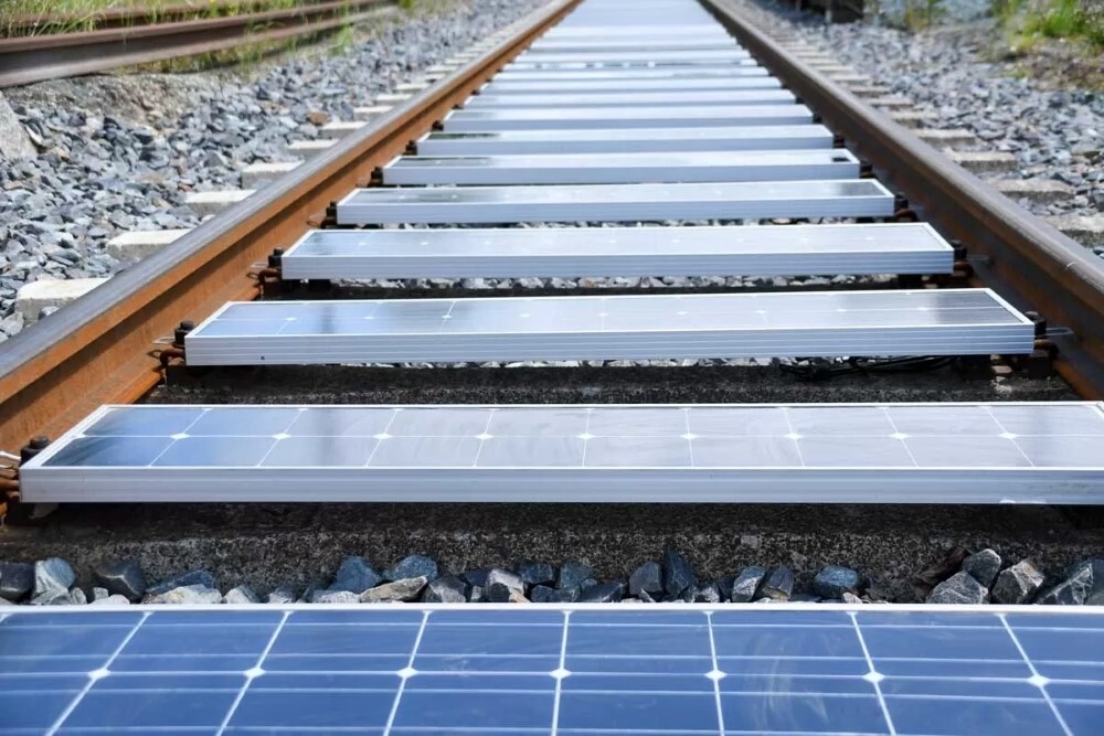 Indian Railways pioneers solar energy generation on railway tracks