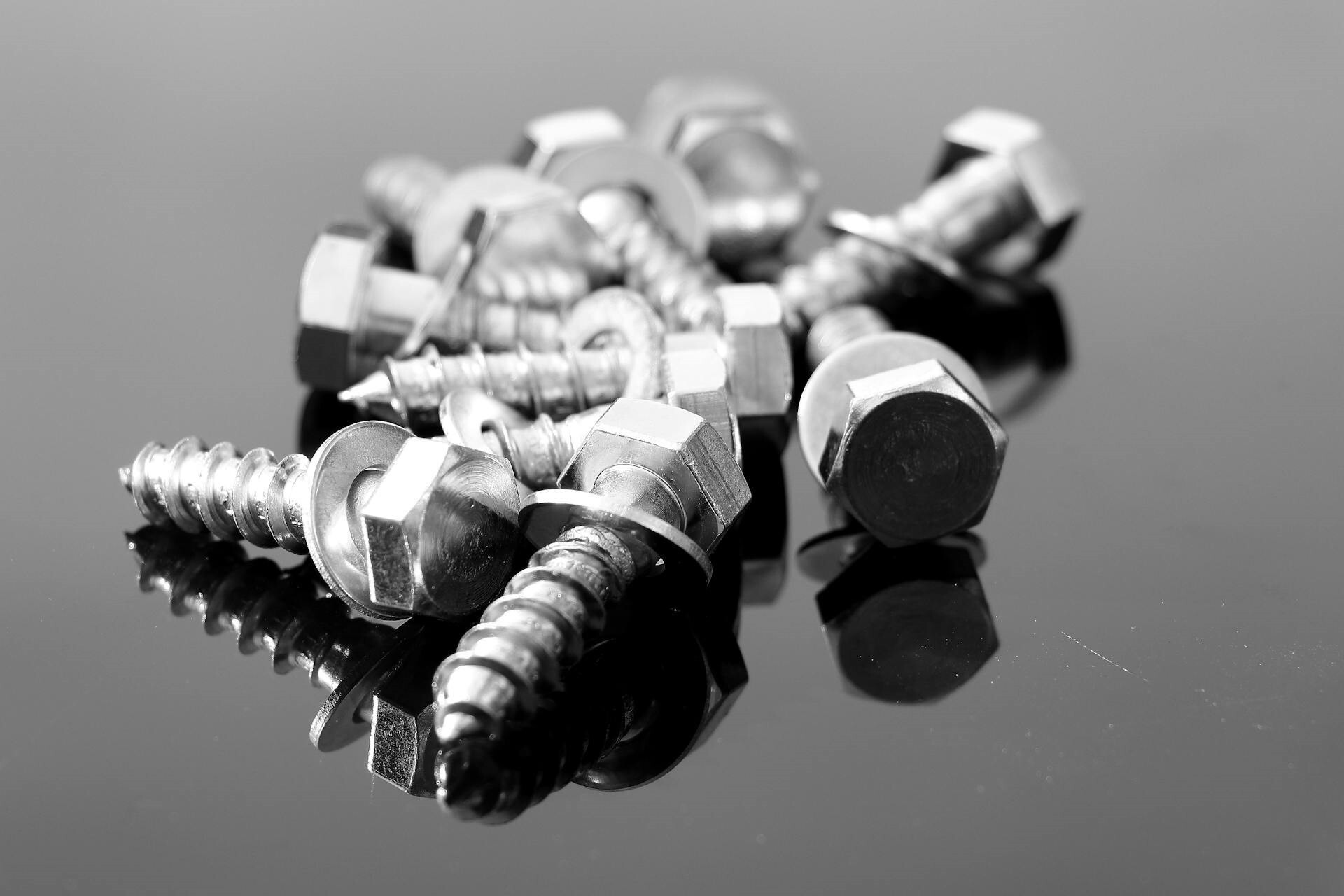 aluminum screw