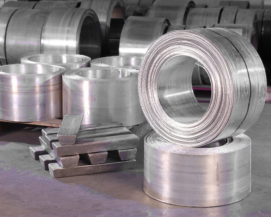 This is Aluminium sheets and plates