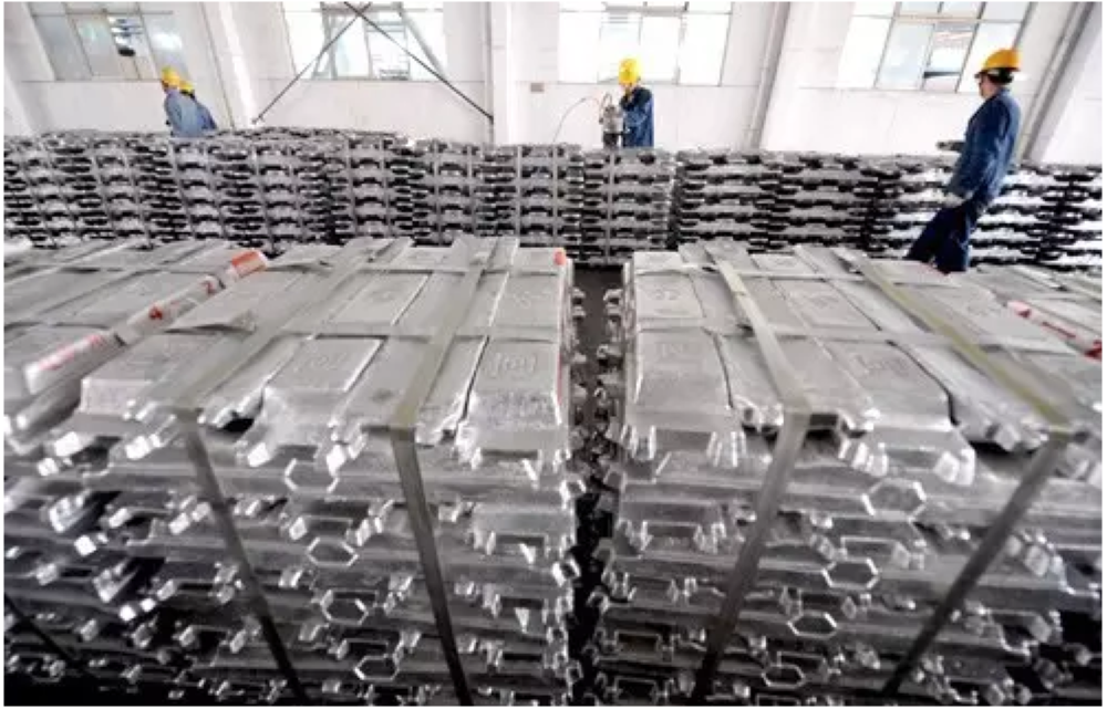 Aluminium prices inch up, but LME opening stock surges 30,125 tonnes