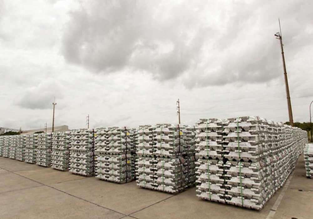 Image of aluminium ingots