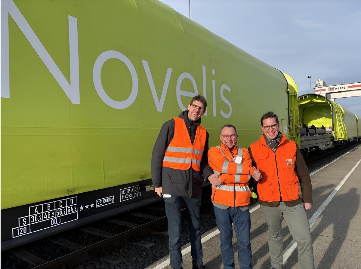 Novelis sposta 43.000 euro per trasformare il trasporto di alluminio: da camion a ferrovia in Europa