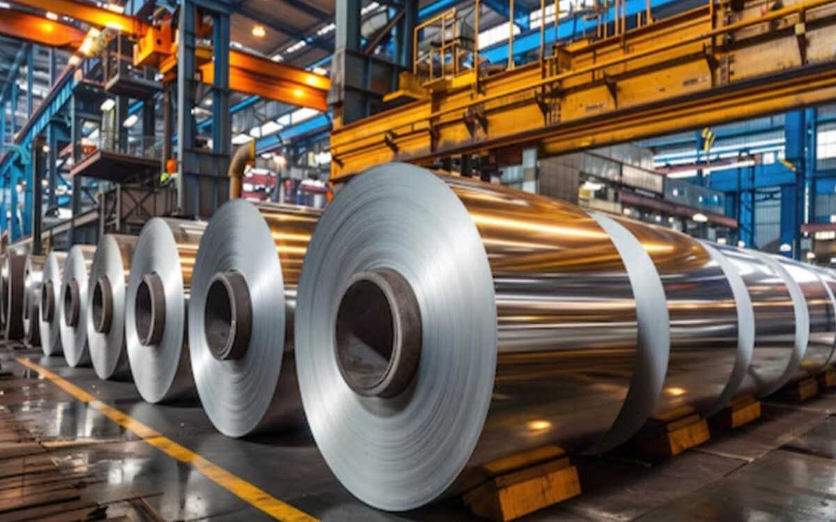 Alluminio in calo dopo il rally: Kotak prevede un futuro solido