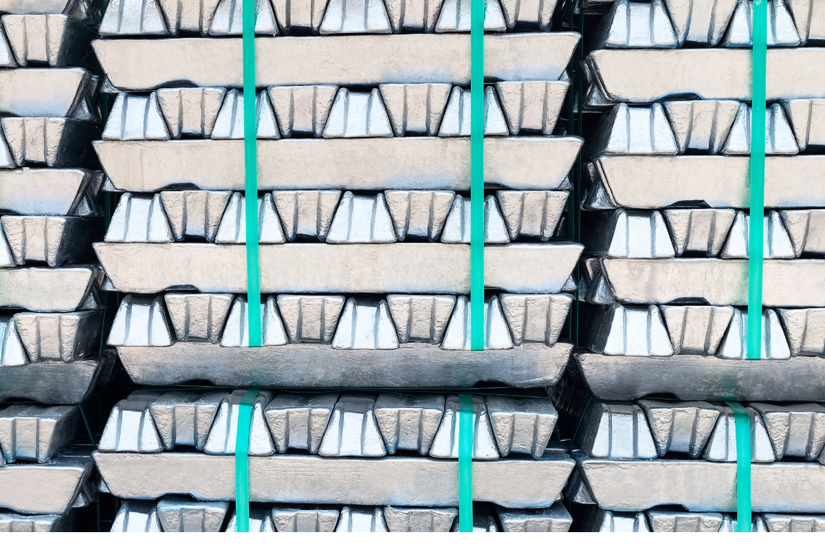 LME cash offer spikes to $3,600/t, up by 3% from the previous close, as supply risks intensify in the Gulf