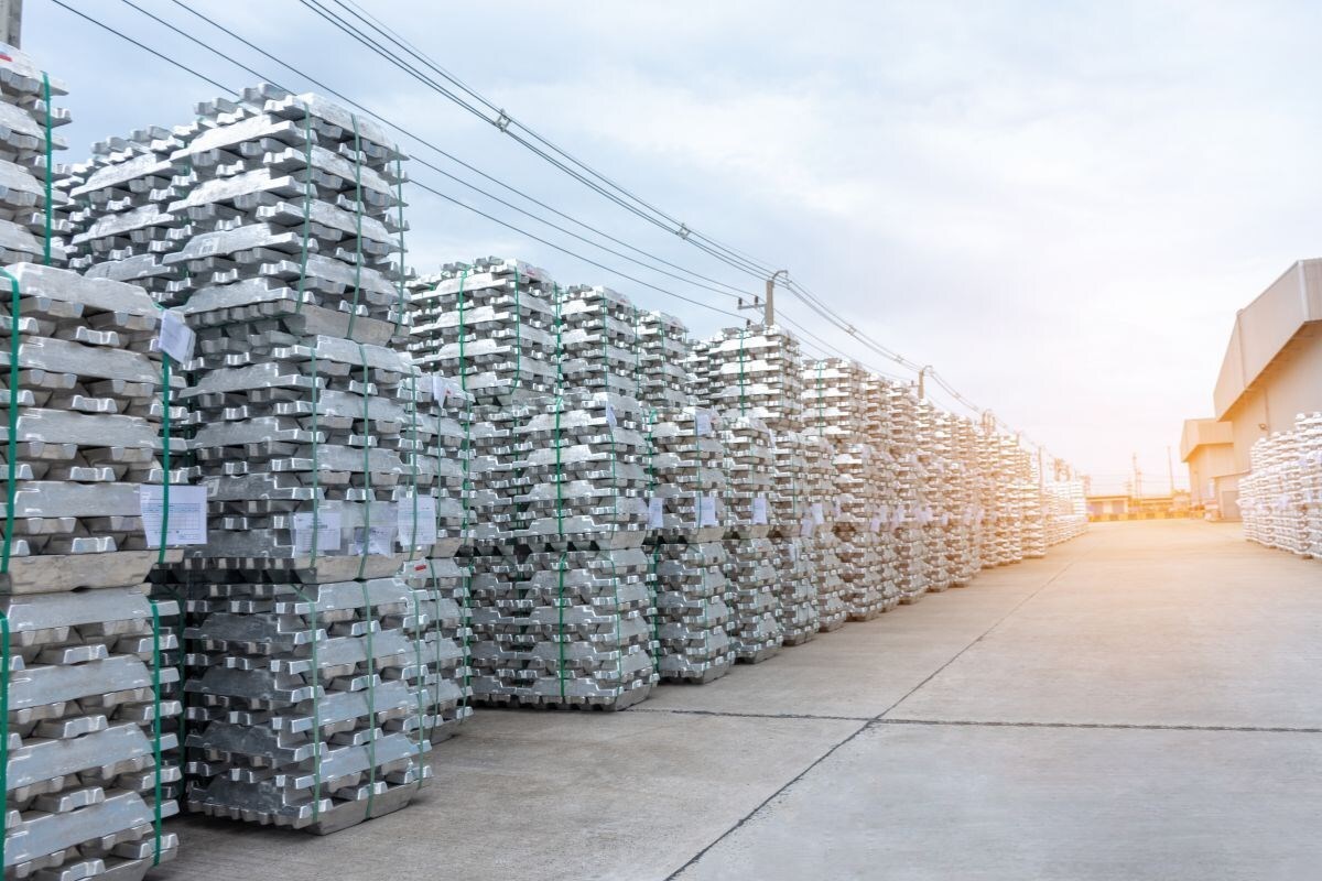 aluminium prices under pressure