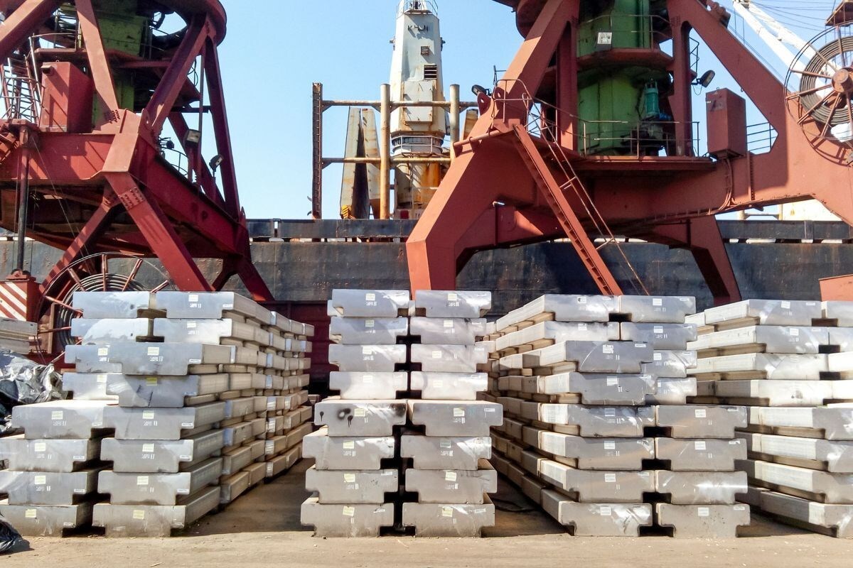 Aluminium ingot