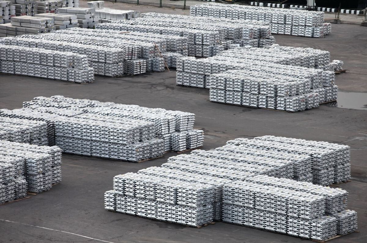 LME aluminium cash offer price falls 0.86 per cent as stocks remain unchanged