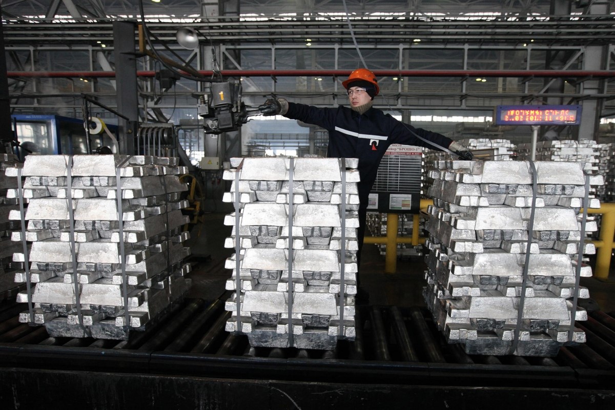 China's primary aluminium production drops 1.96% M-o-M in August