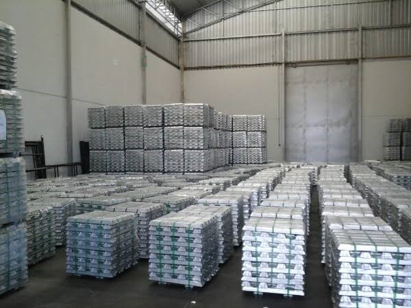 Hindalco and Vedanta cut aluminium prices by 1%