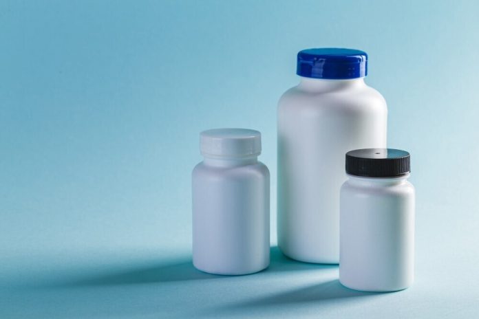 CVS replaces plastic pill bottles with aluminium