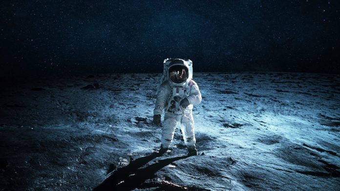 The aluminium sculpture on the Moon