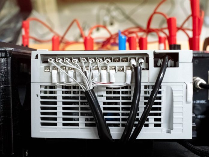 Aluminium in Opsun’s new rooftop inverter racking system
